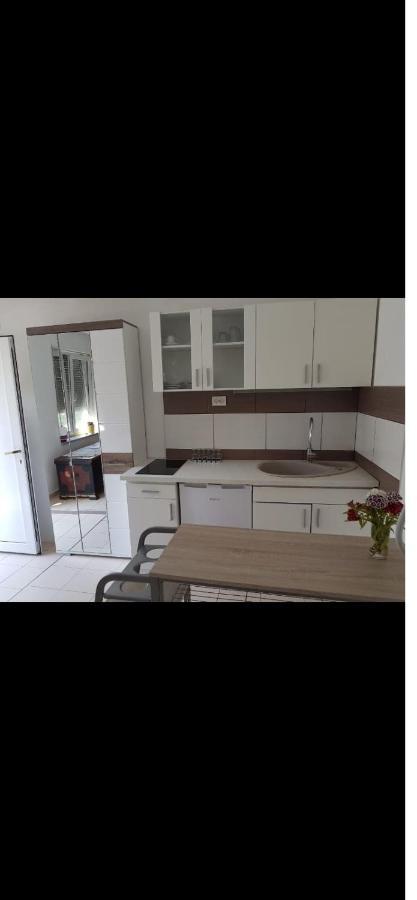 Apartmani Sit Murter Eksteriør billede